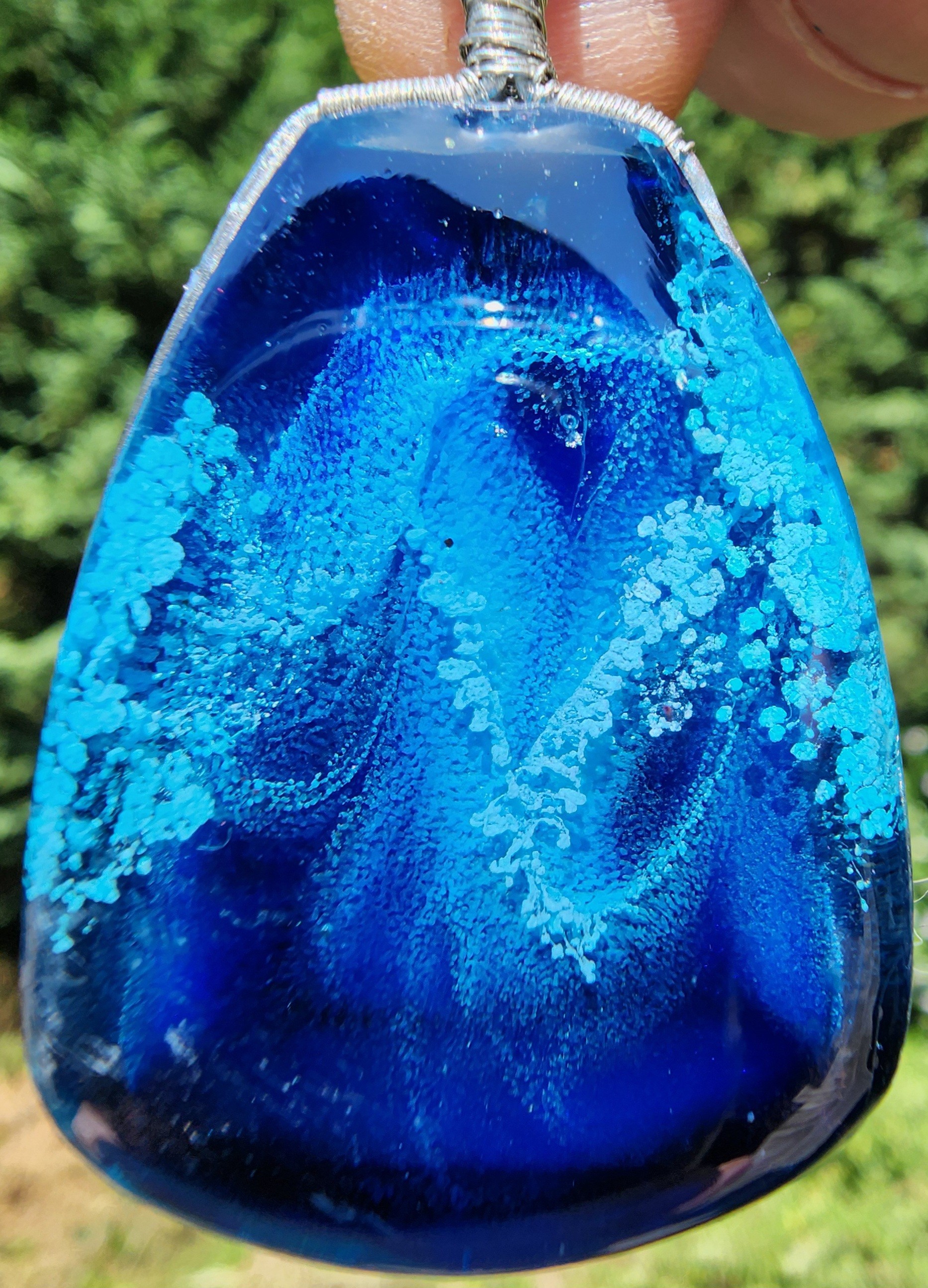 Pendentif vague profonde