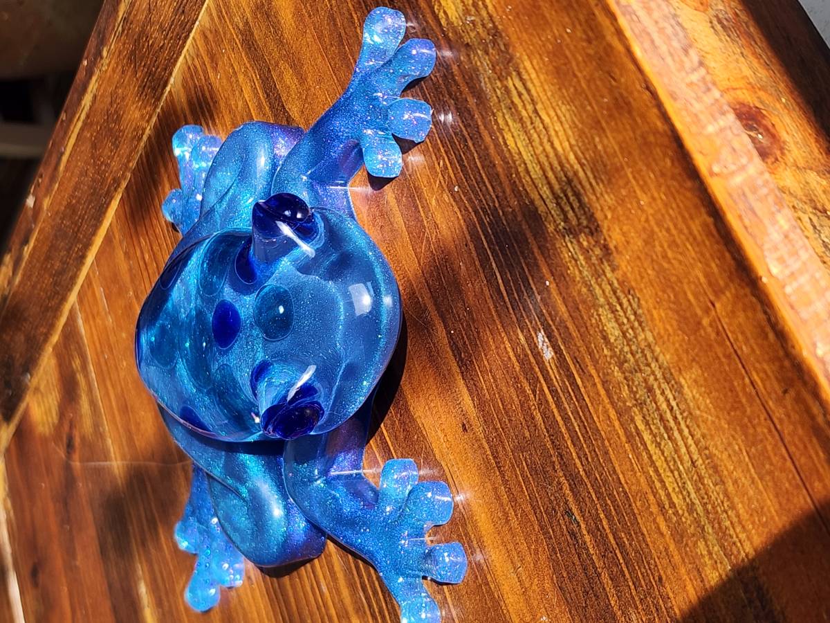 Grenouille décorative en résine 
